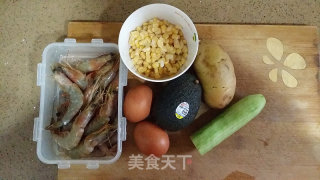 当牛油果遇上土豆泥的做法步骤：1