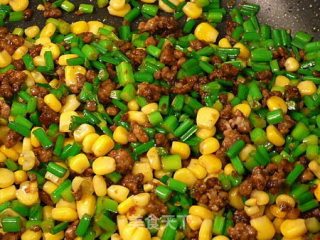 沙茶韭花炒玉米 ♥ 肉末下饭菜 3的做法步骤：5