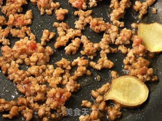 韭菜花炒皮蛋  ♥ 肉末下饭菜 4的做法步骤：4