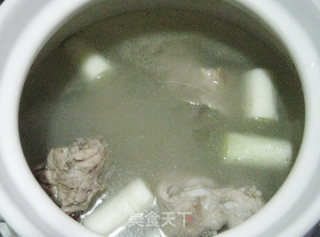 大骨汤的做法步骤：3