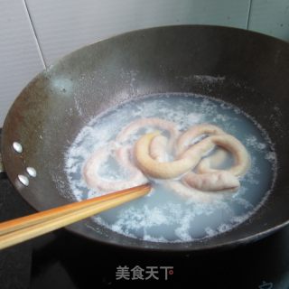 麻辣小肠香锅的做法步骤：2