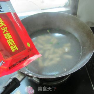 麻辣小肠香锅的做法步骤：8