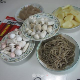 麻辣小肠香锅的做法步骤：9