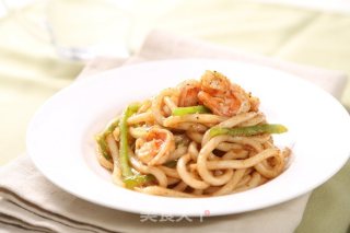 黑胡椒炒乌冬面的做法步骤：4