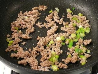 炸酱芦笋炒豆干 ♥ 肉末下饭菜6的做法步骤：3