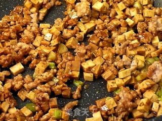 炸酱芦笋炒豆干 ♥ 肉末下饭菜6的做法步骤：4