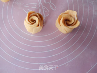 玫瑰花馒头的做法步骤：13
