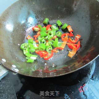 鱼香双椒叉烧肉的做法步骤：3