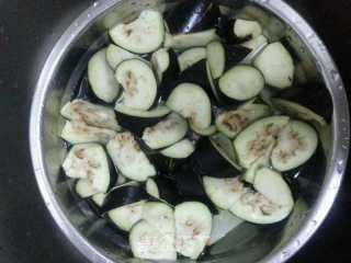 茄子炒豇豆的做法步骤：2
