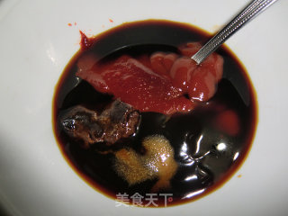 酱汁焖锅的做法步骤：3