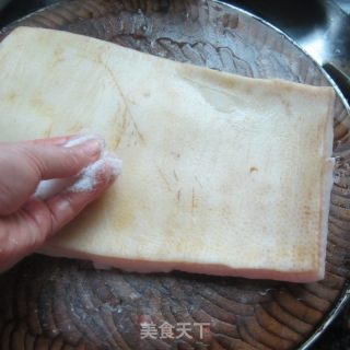 烤猪肥肉---烤箱食谱的做法步骤：2