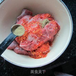 酱烤腊牛肉----烤箱食谱的做法步骤：5