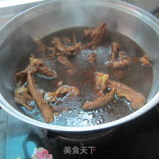 卤鸭架的做法步骤：8