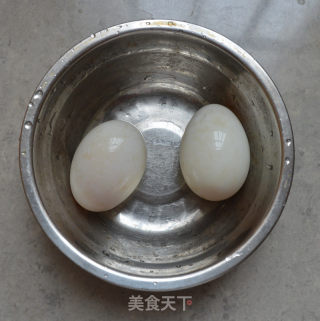 酱油葱花鸭蛋的做法步骤：2