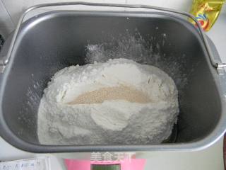 奶黄馅蜗牛面包的做法步骤：4