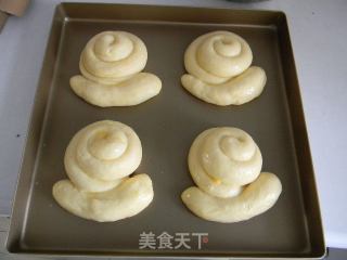 奶黄馅蜗牛面包的做法步骤：12