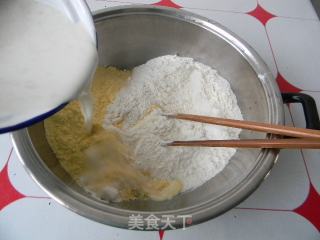 香甜玉米饼的做法步骤：3