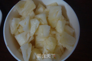 菠萝炒饭的做法步骤：2