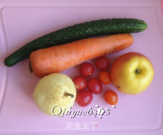 蔬果沙拉的做法步骤：1
