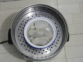 核桃蓝莓芋头糕的做法步骤：1