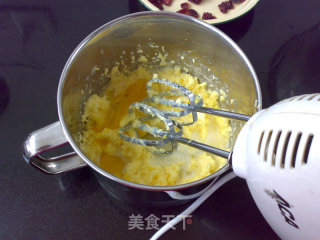 蔓越蔓高粱奶茶蛋糕的做法步骤：5