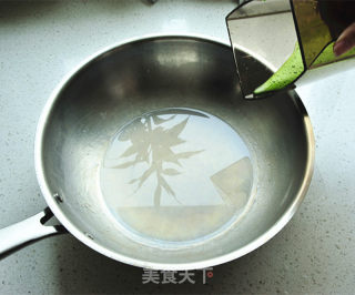 年饭桌必上的好彩头汤菜【春意盎然的萝卜鲜贝汤】的做法步骤：4