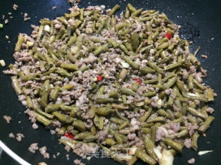 酸豆角炒肉末做法---美味家常菜的做法步骤：5