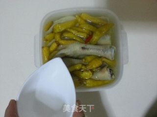 泡椒凤爪的做法步骤：4
