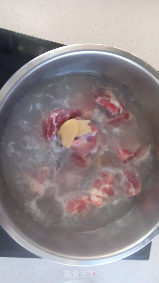 糖醋排骨的做法步骤：3
