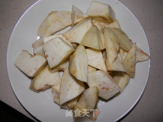 烩焦烧园茄的做法步骤：2