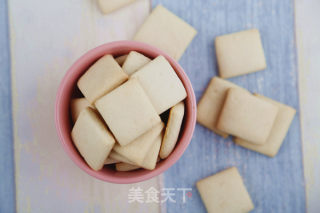 牛奶方块小饼干（烤箱做饼干）的做法步骤：12