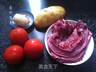 番茄土豆炖牛腩的做法步骤：1