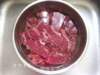 番茄土豆炖牛腩的做法步骤：2