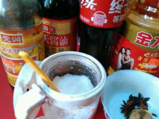 马蹄可乐鸡翅的做法步骤：2