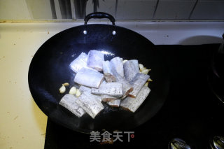蒜香带鱼的做法步骤：3