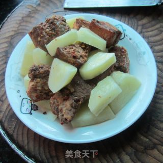 土豆肉丁的做法步骤：3
