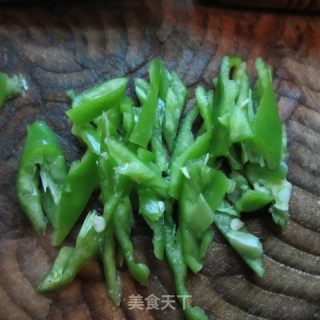土豆片回锅肉的做法步骤：2