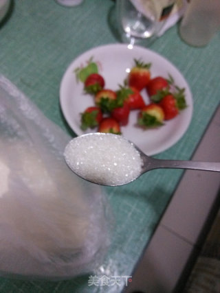 《古剑奇谭》美食之一——鱼香肉丝的做法步骤：2