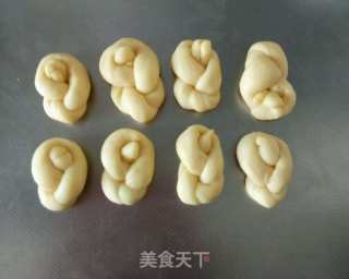鸡蛋小麻花的做法步骤：9