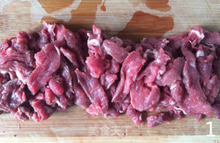 日式焖牛肉的做法步骤：1