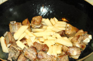 简单易做的快手排骨拌饭的做法步骤：6