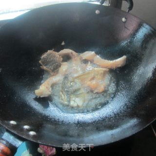 腐乳萝卜丝煮鱼的做法步骤：4