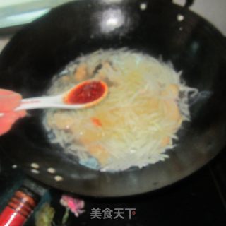 腐乳萝卜丝煮鱼的做法步骤：9
