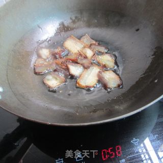 青椒白菜梗子炒腊肉的做法步骤：3
