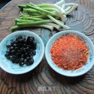 豆豉蒜米鱼的做法步骤：3