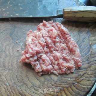肉丸丝瓜汤的做法步骤：2
