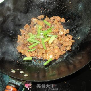 鱼香川味鸡丁的做法步骤：10