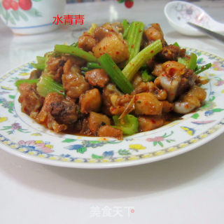 西芹鸡丁的做法步骤：10