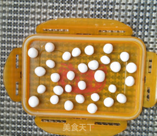 枸杞小圆子的做法步骤：3