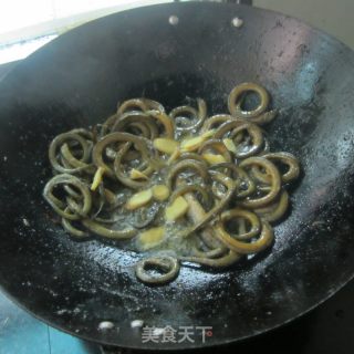 干熳黄鳝圈的做法步骤：8